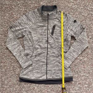 Descente Black and White Patterned Activewear Running Hiking Mountain Jacket